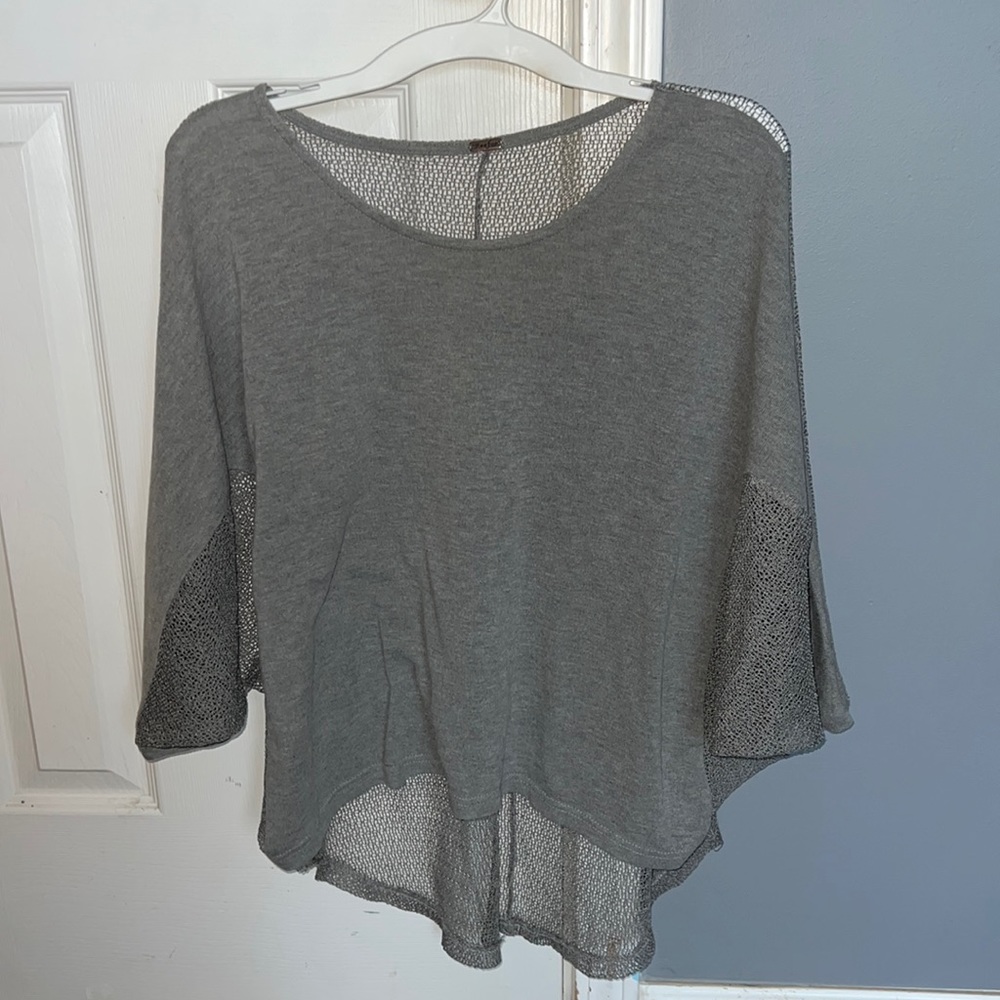 Grey short sleeve with open back